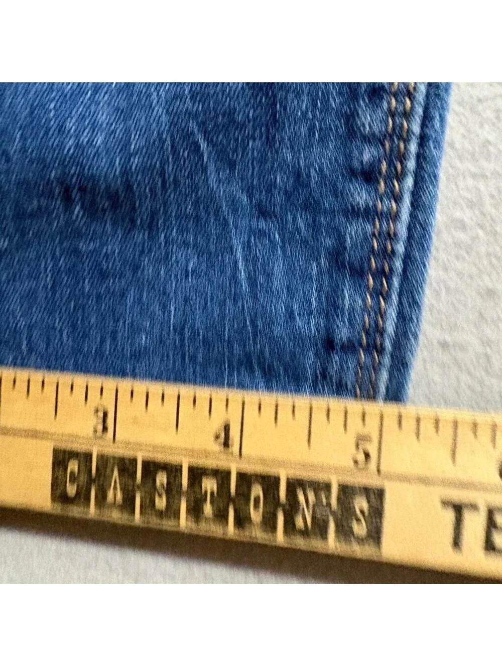 I & M Premium Jeans Womens Size 9 Blue Mid Rise Distressed Ripped Knee Skinny